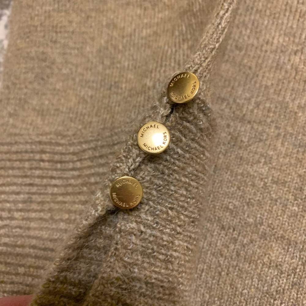 ✨Brand New Micheal Kors Ladies Sweater✨ - Picture 5 of 8